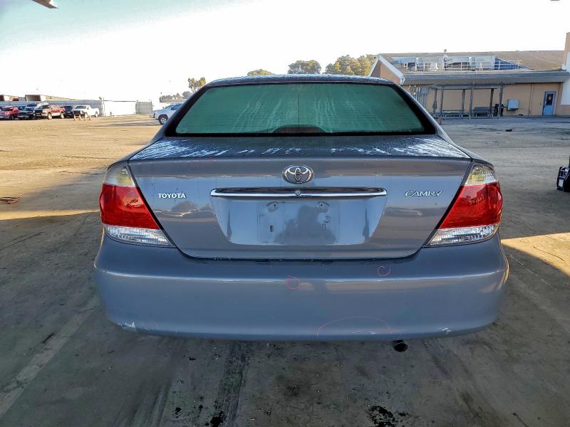 Photo 6 from auction – 2005 TOYOTA CAMRY LE with VIN 4T1BE32K85U011964