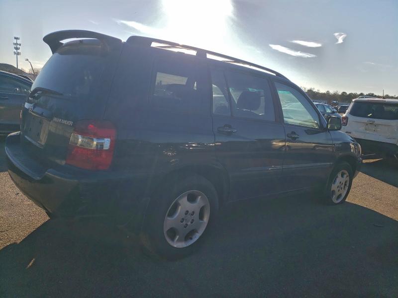 Photo 3 from auction – 2005 TOYOTA HIGHLANDER with VIN JTEEP21A350126604