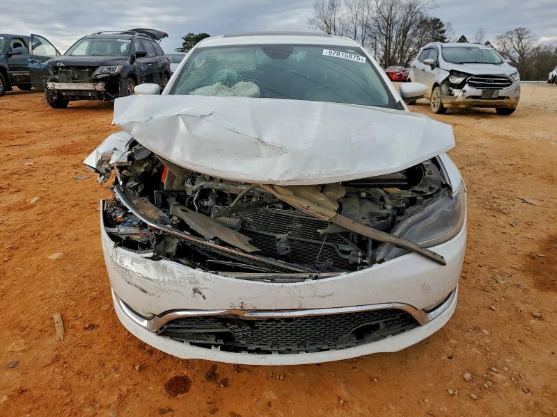 Photo 5 from auction – 2015 CHRYSLER 200 with VIN 1C3CCCCG4FN686364