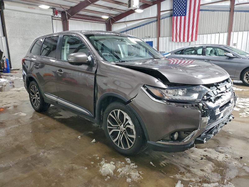 Photo 4 from auction – 2017 MITSUBISHI OUTLANDER with VIN JA4AZ3A34HZ049532