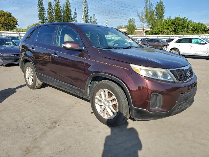 Photo 4 from auction – 2014 KIA SORENTO with VIN 5XYKT3A68EG470489