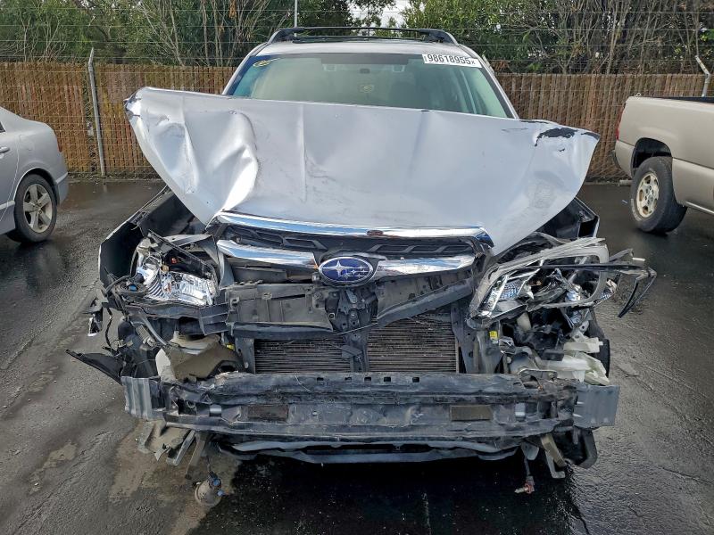 Photo 5 from auction – 2018 SUBARU FORESTER 2 with VIN JF2SJAGC7JH487942