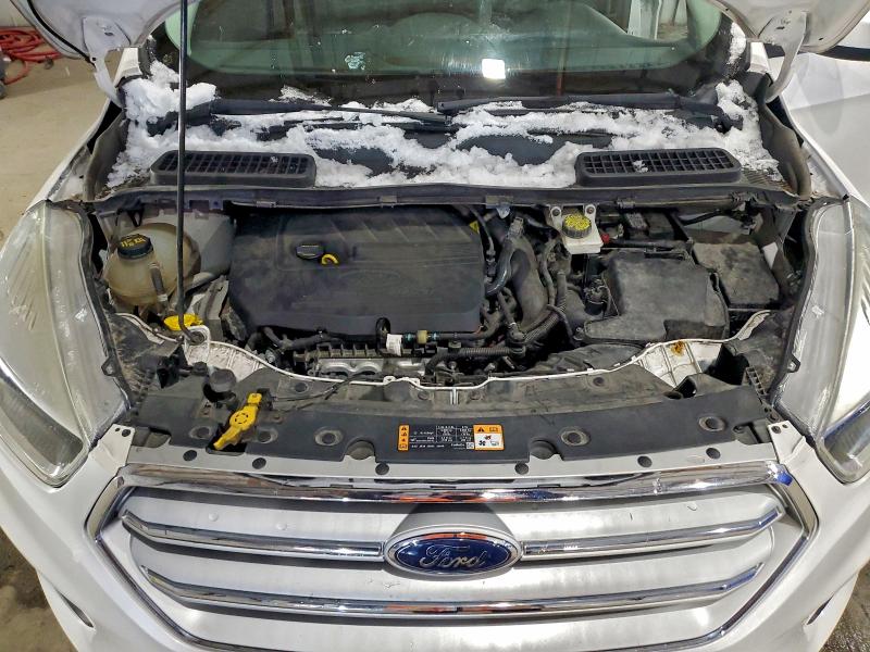 Photo 12 from auction – 2018 FORD ESCAPE SE with VIN 1FMCU9GD7JUA81843