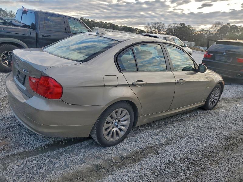 Photo 3 from auction – 2009 BMW 328 I with VIN WBAPH77559NM29410