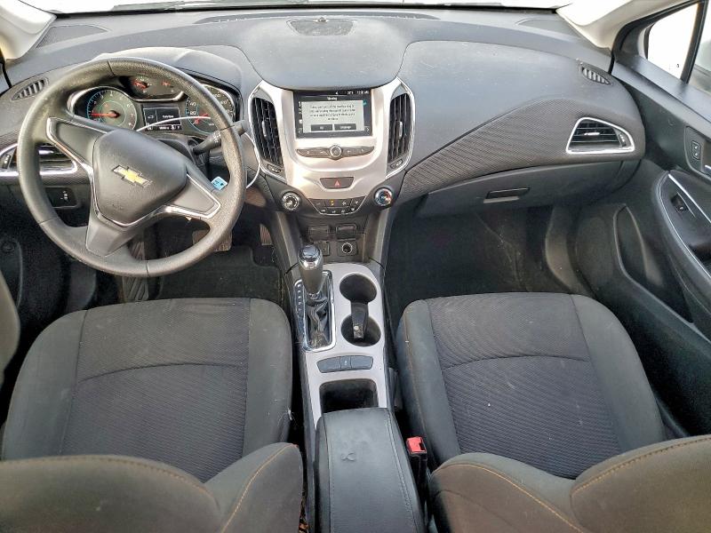 Photo 8 from auction – 2017 CHEVROLET CRUZE LS with VIN 3G1BC5SM3HS523166