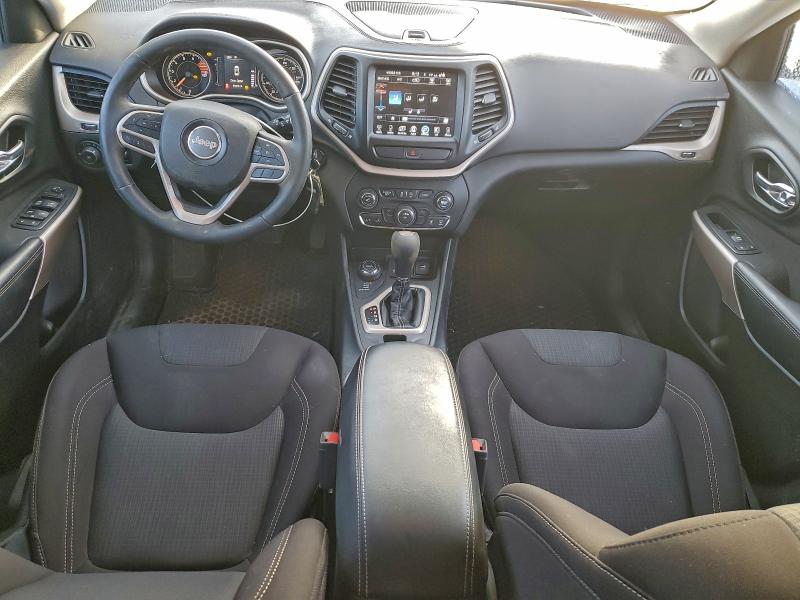 Photo 8 from auction – 2017 JEEP CHEROKEE L with VIN 1C4PJMCS4HW646991