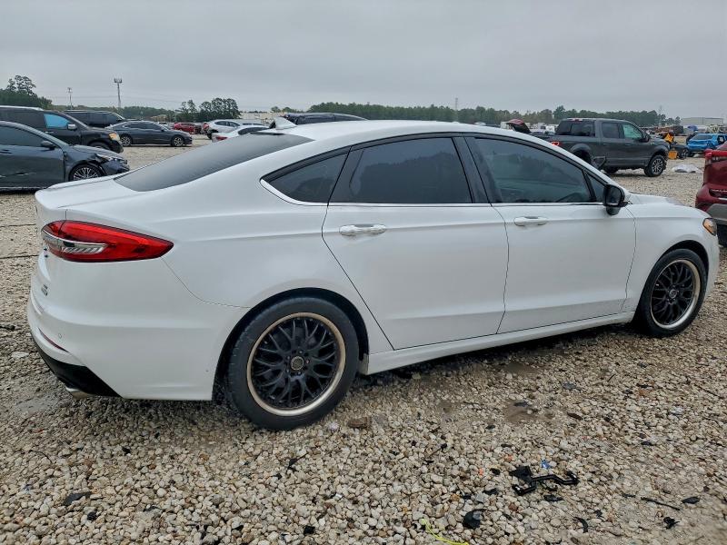 Photo 3 from auction – 2020 FORD FUSION with VIN 3FA6P0HD7LR255896