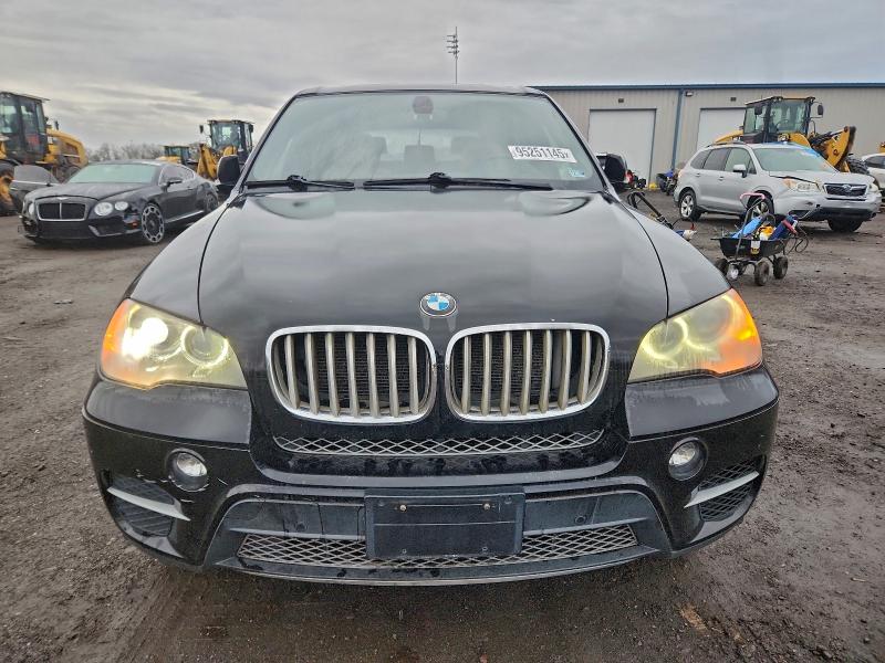 Photo 5 from auction – 2011 BMW X5 XDRIVE3 with VIN 5UXZW0C58BL663118