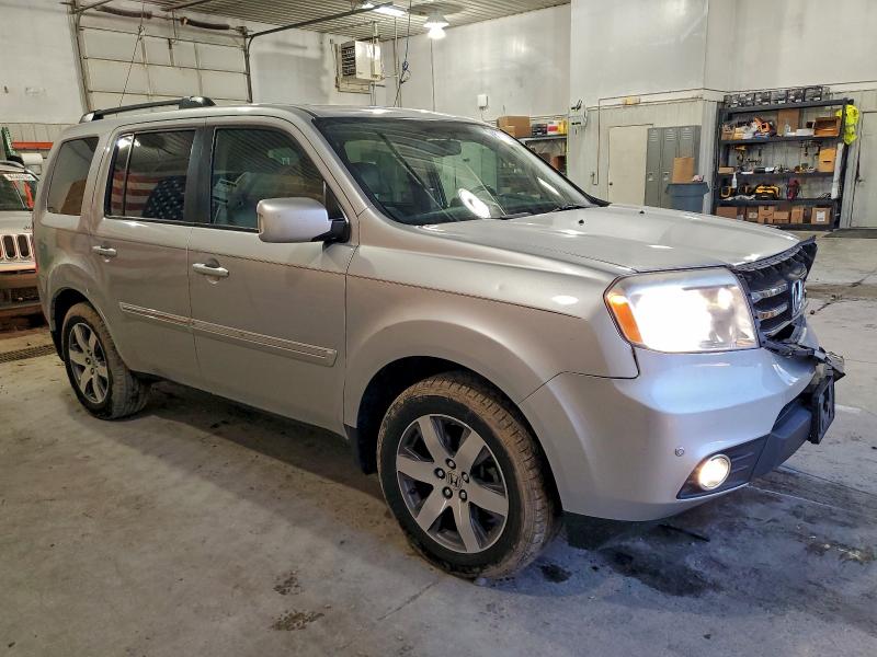 Photo 4 from auction – 2013 HONDA PILOT TOUR with VIN 5FNYF4H91DB043653