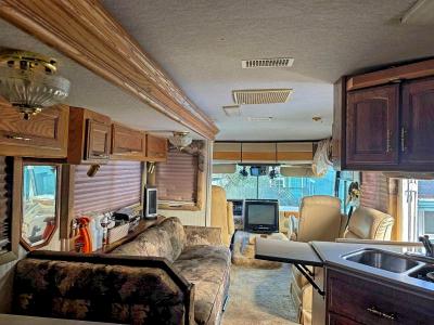 Photo 6 from auction – 1999 FORD F550 SUPER with VIN 3FCMF53S2XJA04490