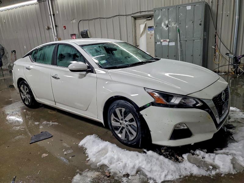 Photo 4 from auction – 2019 NISSAN ALTIMA S with VIN 1N4BL4BV2KC252033