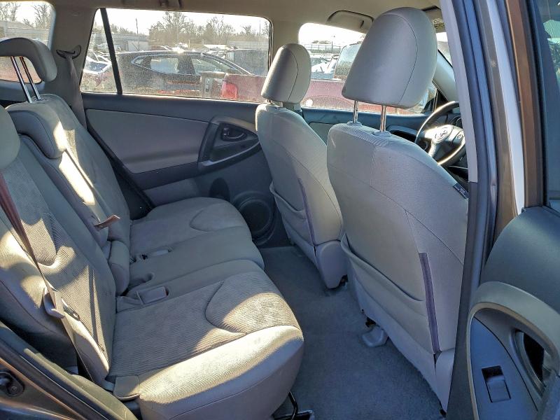 Photo 11 from auction – 2010 TOYOTA RAV4 with VIN 2T3ZF4DV5AW025427