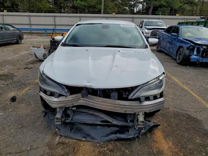 Photo 5 from auction – 2016 CHRYSLER 200 LIMITE with VIN 1C3CCCAB5GN112705
