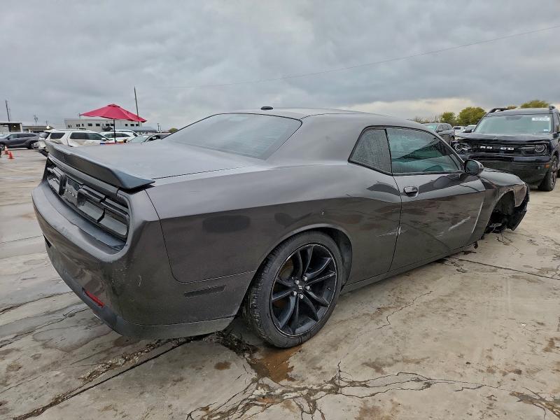 Photo 3 from auction – 2018 DODGE CHALLENGER with VIN 2C3CDZAG5JH153136