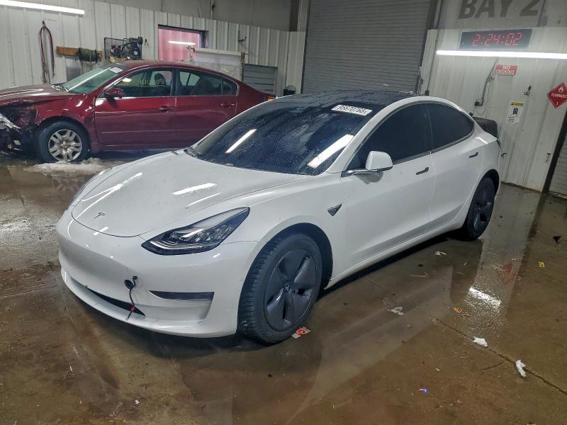 TESLA MODEL 3 2019 with VIN 5YJ3E1EB5KF469183 - Photo from auction