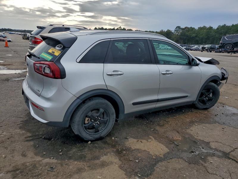 Photo 3 from auction – 2018 KIA NIRO FE with VIN KNDCB3LC7J5125600