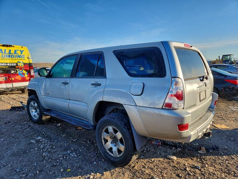 Photo 2 from auction – 2005 TOYOTA 4RUNNER SR with VIN JTEBT14R550052869