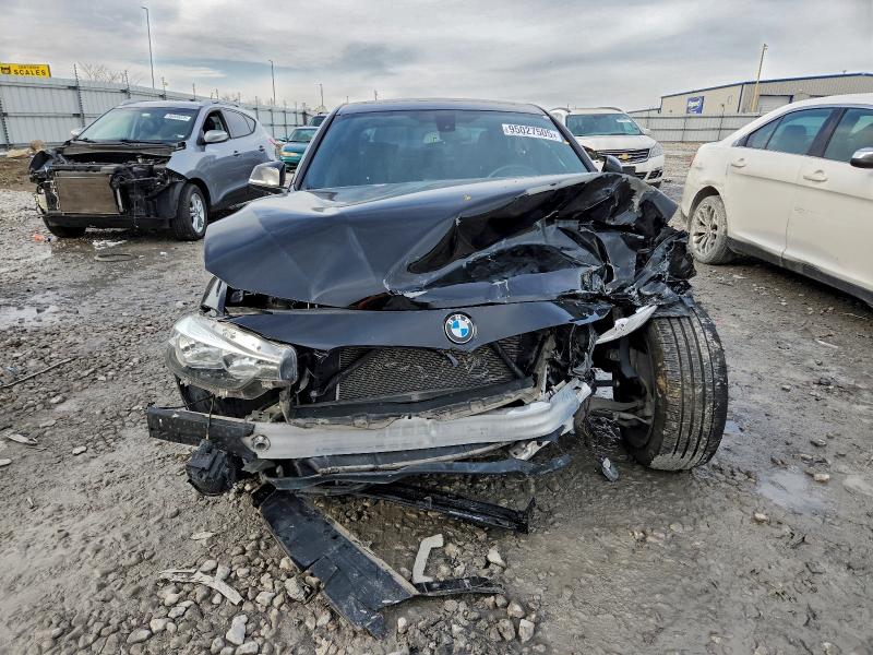 صورة رقم 5 من المزاد - 2017 BMW 330 XI مع VIN WBA8D9C3XHA011074