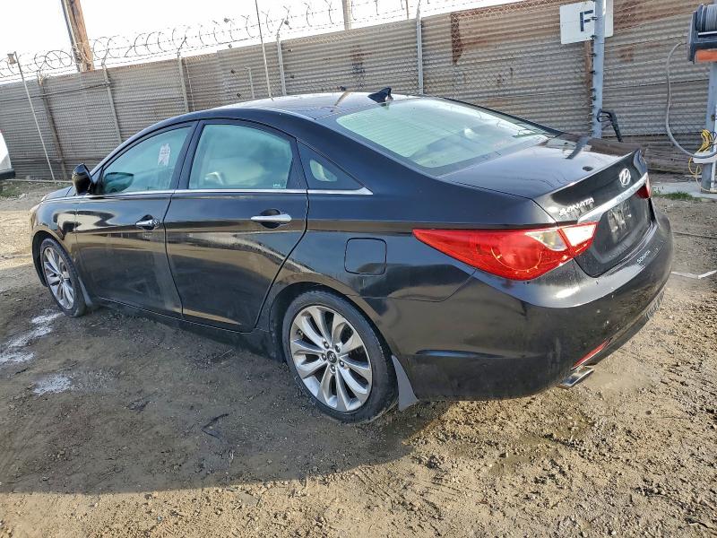 Photo 2 from auction – 2012 HYUNDAI SONATA SE with VIN 5NPEC4AC0CH476298