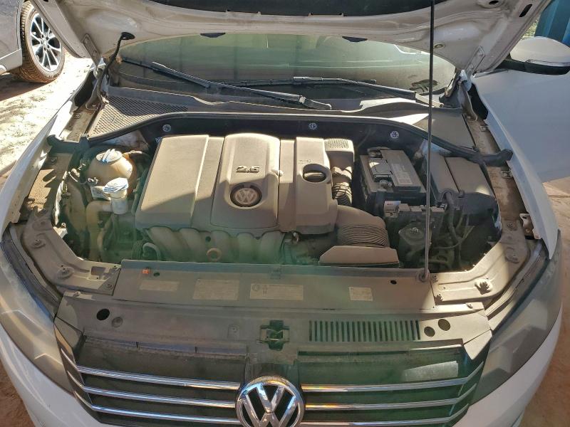 Photo 11 from auction – 2012 VOLKSWAGEN PASSAT with VIN 1VWBP7A3XCC078808