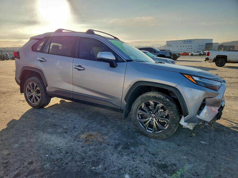 Photo 4 from auction – 2024 TOYOTA RAV4 LIMIT with VIN JTMD6RFV4RD127864