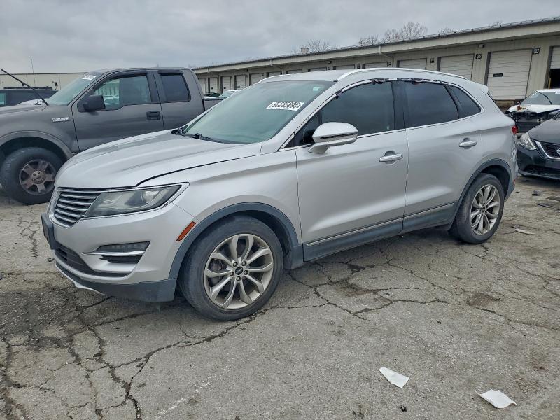 LINCOLN MKC SELECT 2018 with VIN 5LMCJ2C92JUL29544 - Photo from auction