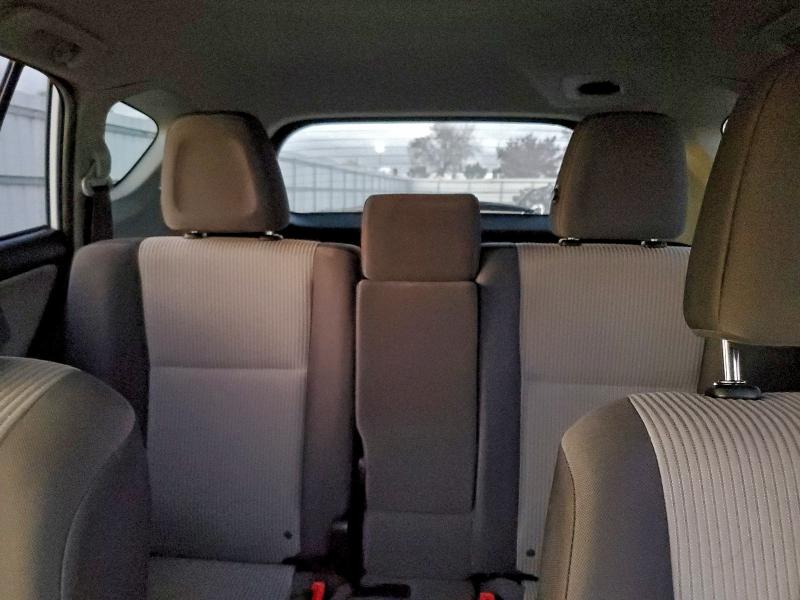 Photo 10 from auction – 2015 TOYOTA RAV4 LE with VIN JTMZFREV4FJ058274