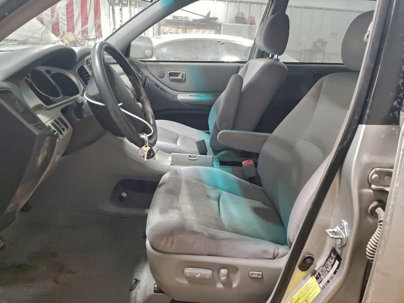 Photo 7 from auction – 2005 TOYOTA HIGHLANDER with VIN JTEEP21A550133277
