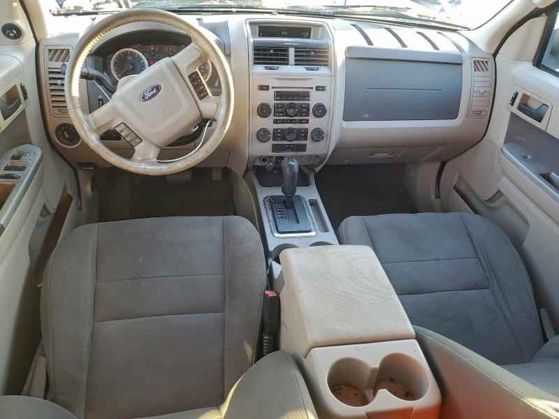 Photo 8 from auction – 2009 FORD ESCAPE XLT with VIN 1FMCU03G89KD05592