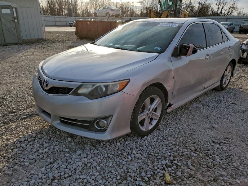 Photo 1 from auction – 2014 TOYOTA CAMRY L with VIN 4T1BF1FK5EU374721