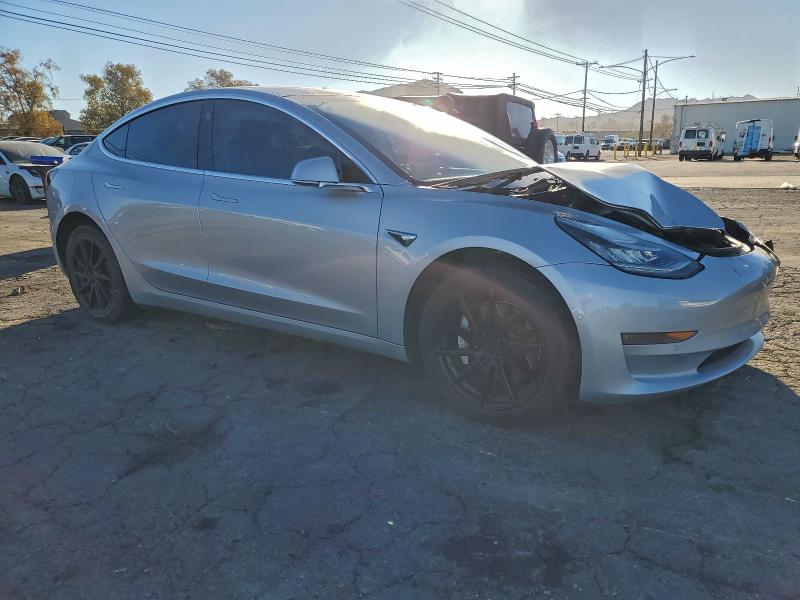 Photo 4 from auction – 2018 TESLA MODEL 3 with VIN 5YJ3E1EA7JF060723
