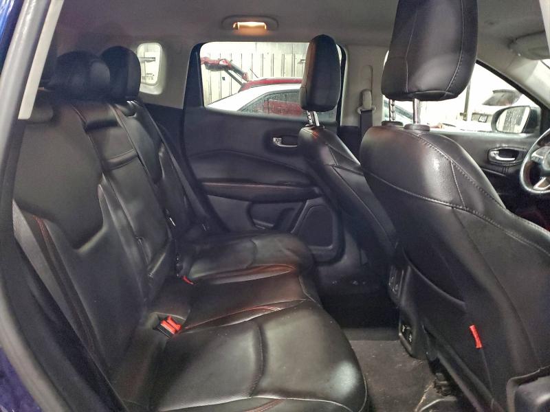 Photo 11 from auction – 2018 JEEP COMPASS TR with VIN 3C4NJDDB5JT479932