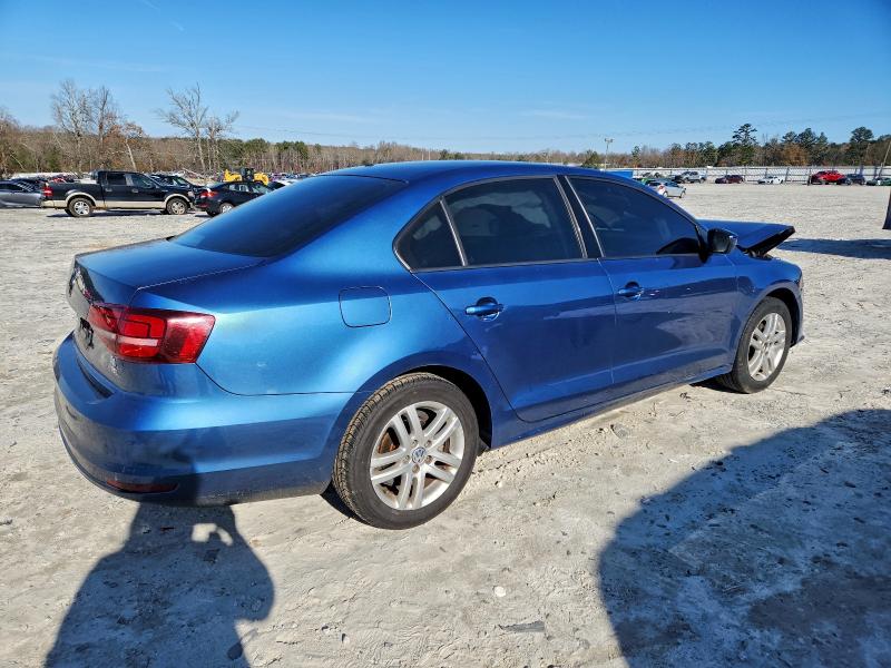 Photo 3 from auction – 2018 VOLKSWAGEN JETTA S with VIN 3VW2B7AJ5JM247108