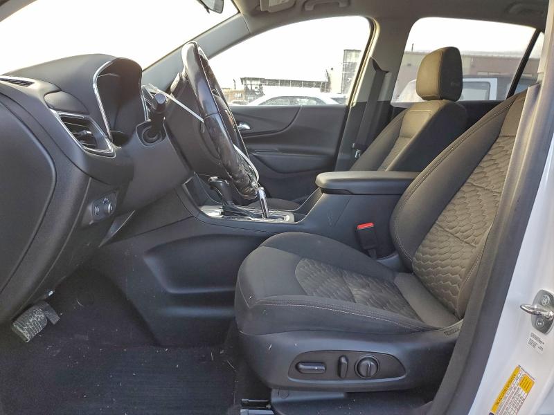 Photo 7 from auction – 2019 CHEVROLET EQUINOX LT with VIN 2GNAXJEV9K6229787