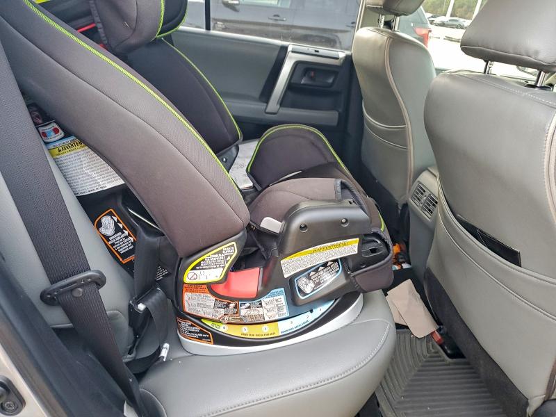 Photo 10 from auction – 2013 TOYOTA 4RUNNER SR with VIN JTEZU5JR5D5057451