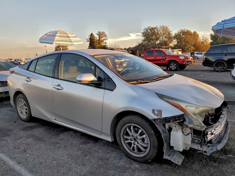 Photo 4 from auction – 2016 TOYOTA PRIUS with VIN JTDKARFU5G3017390