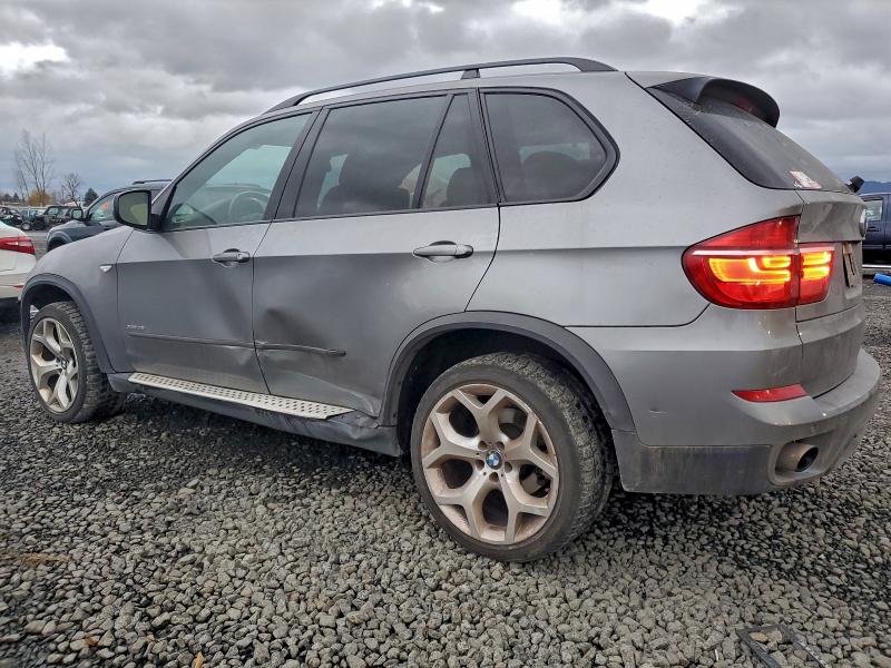 Photo 2 from auction – 2012 BMW X5 XDRIVE3 with VIN 5UXZV4C57CL743778