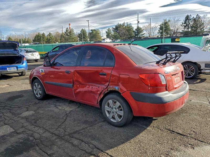 Photo 2 from auction – 2007 KIA RIO BASE with VIN KNADE123276256290