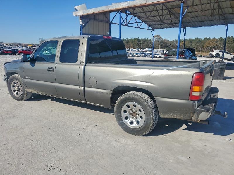 Photo 2 from auction – 2001 CHEVROLET SILVERADO with VIN 2GCEC19T511332103
