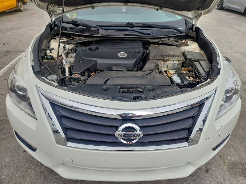 Photo 11 from auction – 2015 NISSAN ALTIMA 2.5 with VIN 1N4AL3AP4FC458159