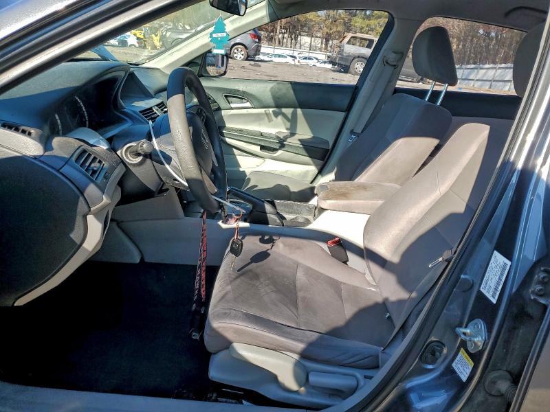 Photo 7 from auction – 2012 HONDA ACCORD with VIN 1HGCP2F30CA014051
