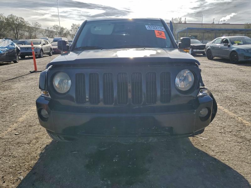 Photo 5 from auction – 2016 JEEP PATRIOT SP with VIN 1C4NJPBB9GD700080