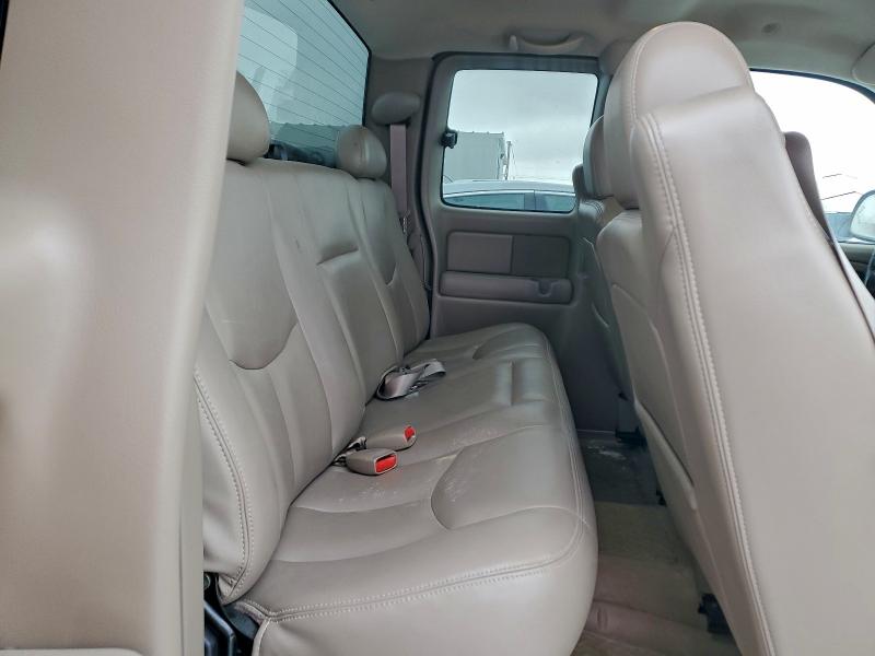 Photo 10 from auction – 2003 GMC NEW SIERRA with VIN 2GTEK19T631315123