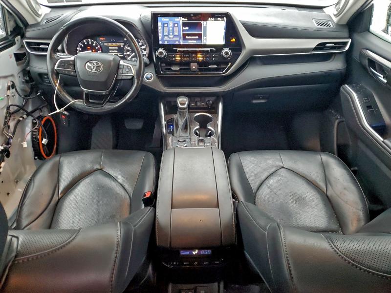 Photo 8 from auction – 2020 TOYOTA HIGHLANDER with VIN 5TDDZRBH0LS024041