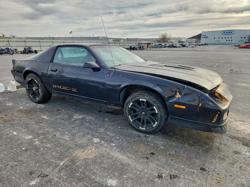 Photo 4 from auction – 1990 CHEVROLET CAMARO IRO with VIN 1G1FP23F4LL104293