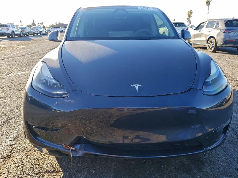 Photo 5 from auction – 2024 TESLA MODEL Y with VIN 7SAYGDEE4RA236384
