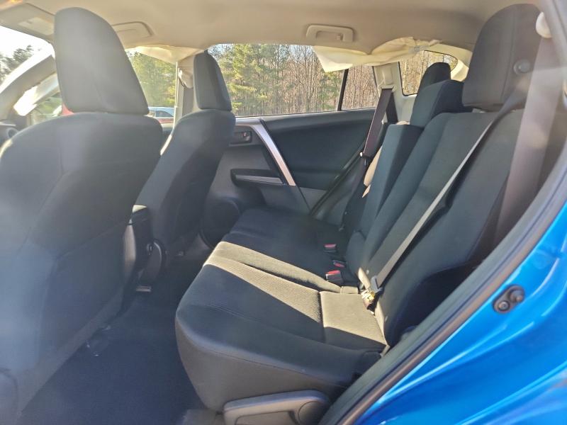 Photo 11 from auction – 2017 TOYOTA RAV4 LE with VIN JTMBFREV5HJ703969
