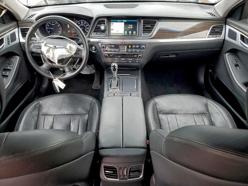 Photo 8 from auction – 2017 GENESIS G80 BASE with VIN KMHGN4JE8HU166977