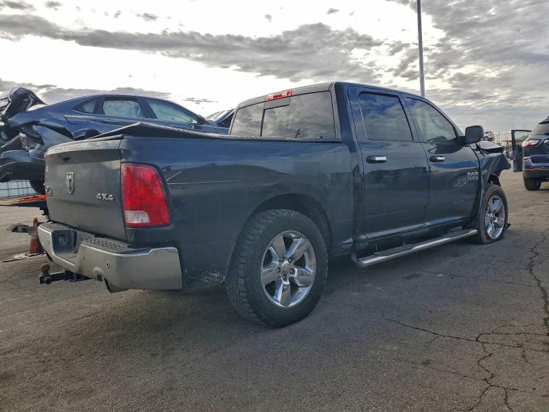 Photo 3 from auction – 2016 RAM 1500 SLT with VIN 3C6RR7LT1GG388526