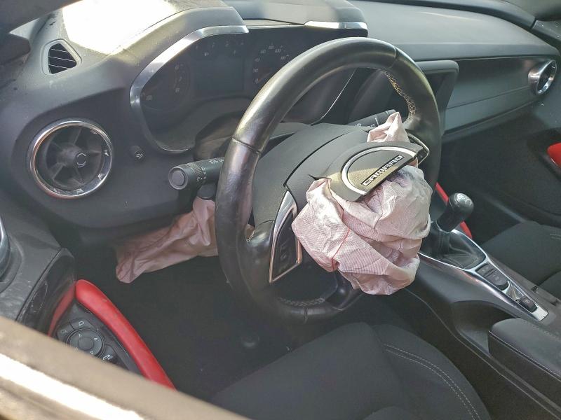 Photo 8 from auction – 2021 CHEVROLET CAMARO LS with VIN 1G1FA3DS6M0111445